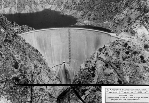 Pacoima Dam, aerial