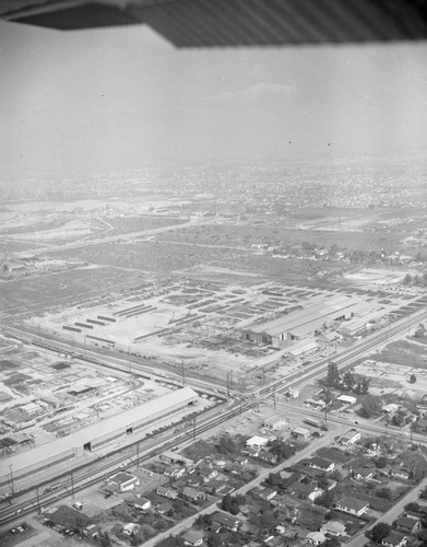 Vinnell Steel, Arrow Highway, looking northeast