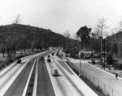 Arroyo Parkway at Shults Street