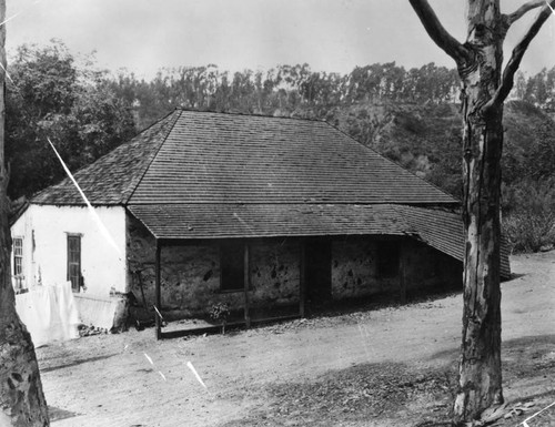 Abandoned house in Santa Monica Canyon