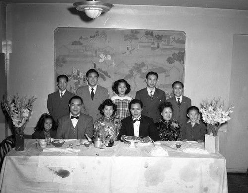 Willie Soo Hoo wedding family portrait