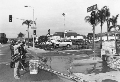 Major methane gas leak closes shopping strip