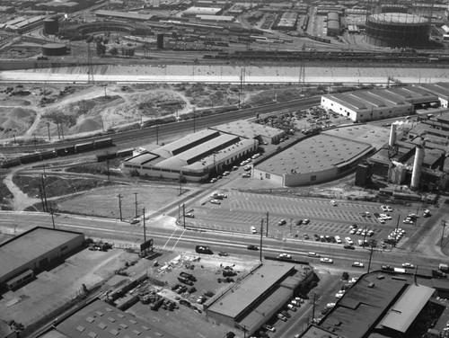 Masonite Corp., Rio Vista Avenue, looking west