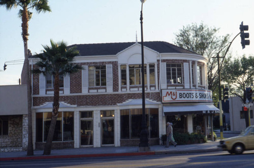 Colonial commercial building, Beverly Hills