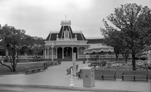 Red Wagon Inn, Disneyland