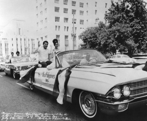 Miss Philippines in parade