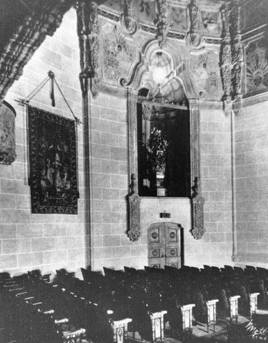 Orchestra seating, Music Box Theatre