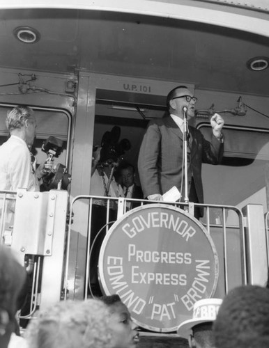 Edmund G. Brown campaign train — Calisphere