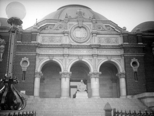 Los Angeles County Museum of History, Science, and Art main entrance in Exposition Park