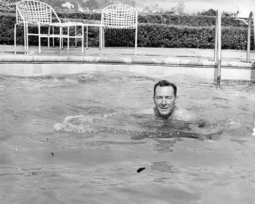 Mayor Yorty in the pool