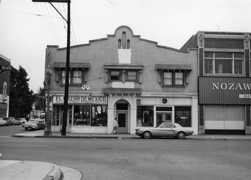 El Bazar de Mexico on Pico Boulevard