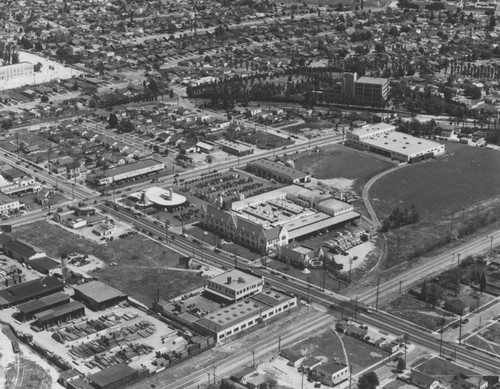 Van de Kamp's Bakery aerial