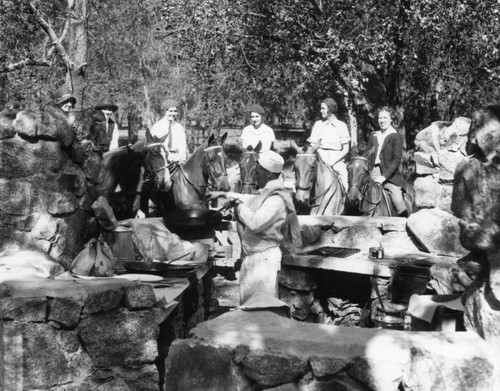 Guests enjoy an outdoor breakfast, view 1