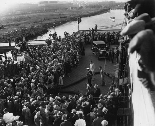 Commander Richard E. Byrd prepares to depart