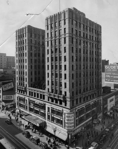 Foreman & Clark Building