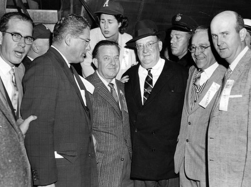 Walter O'Malley arrives in Los Angeles