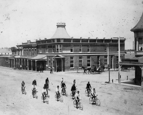 H Street and Ocean Avenue in Lompoc