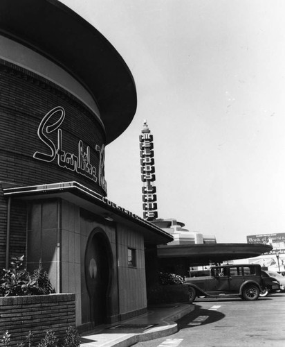 Starlite drive-in, exterior