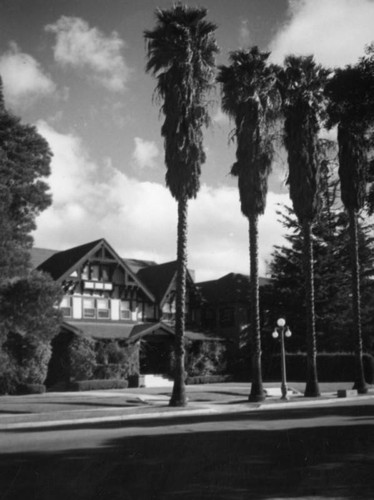 Hobart Boulevard residence