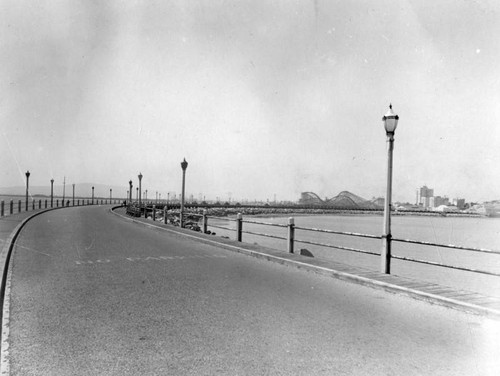 Rainbow Pier, Long Beach