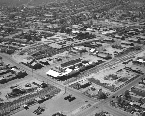 Main Street and 2nd Street, Taft, looking northeast