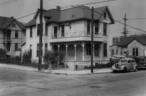 Bunker Hill Avenue and Court Street, Bunker Hill