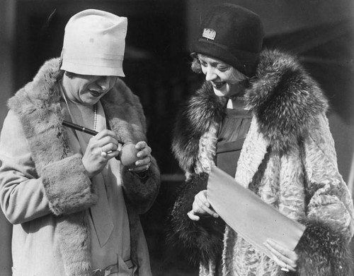 Marion Davies and Suzanne Lenglen