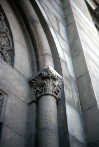 Wilshire United Methodist Church, detail