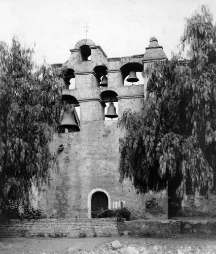 San Gabriel Mission "campanario"