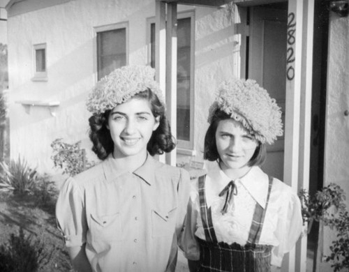 Schultheis' neighbors in knit hats