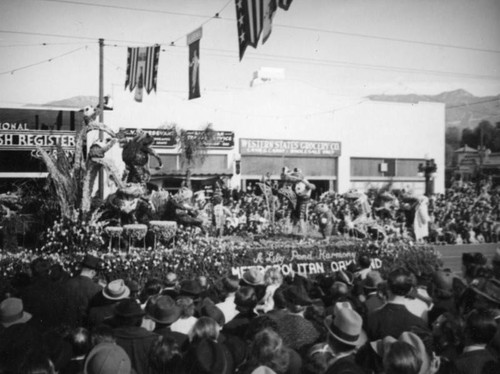 Oakland float, 1938 Rose Parade