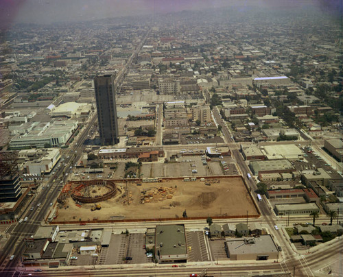 Pacific Cinerama Theatre, Hollywood, looking east