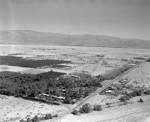 Wonder Palms Hotel, Rancho Mirage, looking east