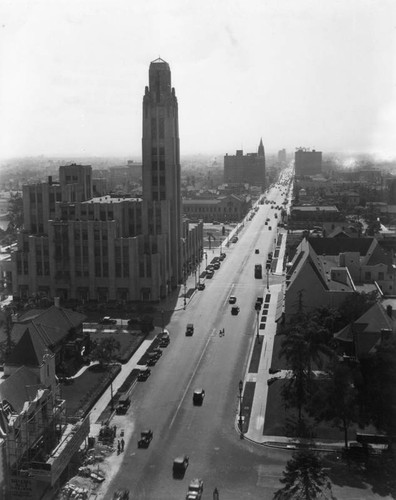 View down Wilshire Boulevard