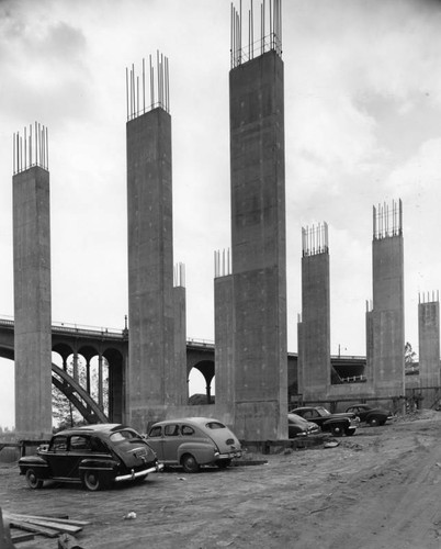 Bridge construction in Pasadena