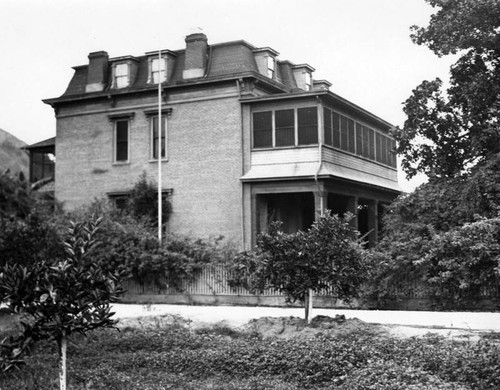 Phillips residence in Pomona