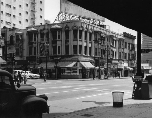 Intersection of 5th and Hill