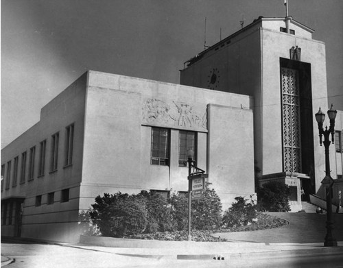 Burbank Police Department and City Hall