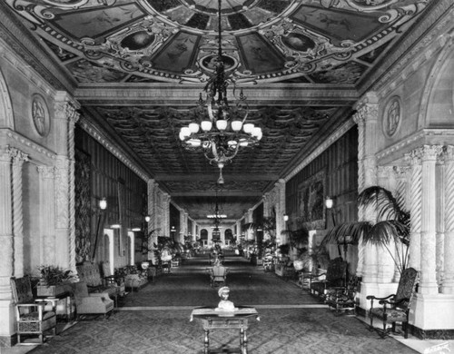 Galeria, Biltmore Hotel