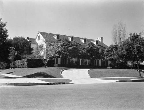 Marie Dressler residence