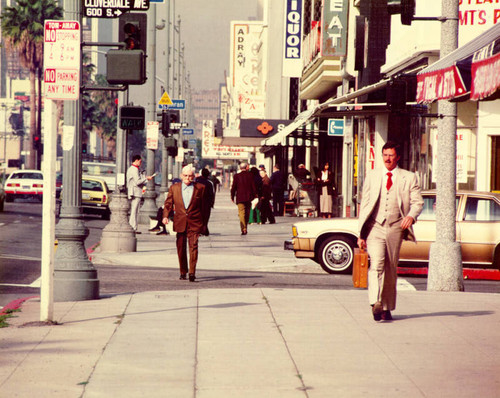 Pedestrians on Wilshire Blvd. and Cloverdale