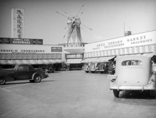 Van de Kamp's in Leimert Park