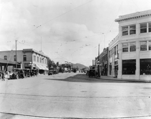 Brand and Broadway, Glendale