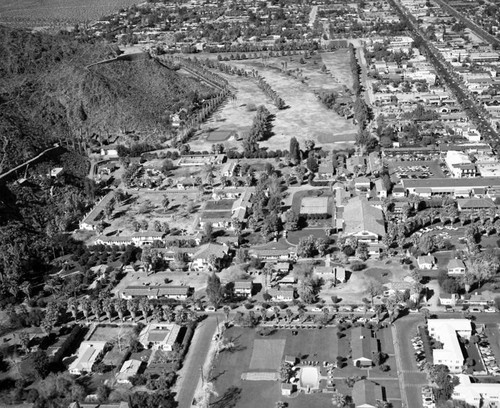 Downtown Palm Springs, O'Donnell Golf Course, looking north