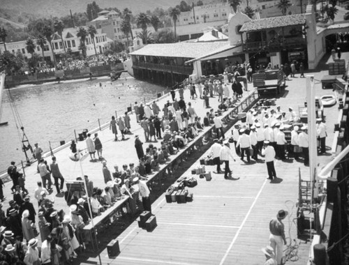 Porters on the Avalon plasure pier