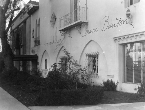 Fred Thomson shops and studios, Hollywood