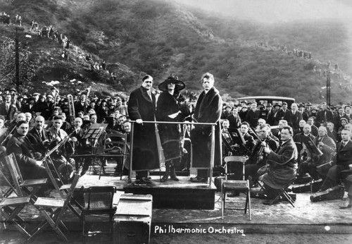 Easter sunrise service, Hollywood Bowl