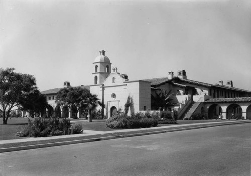 Los Angeles County Farm building