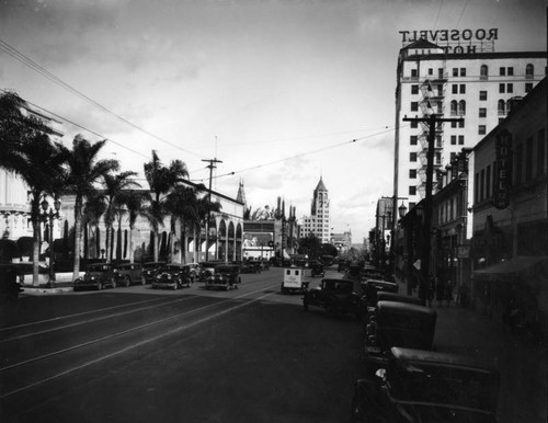 Hollywood Boulevard, east from Sycamore Avenue