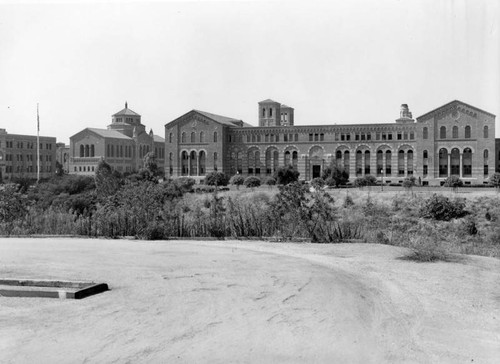 Haines Hall at U.C.L.A